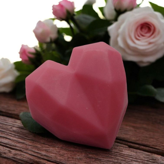 Vonný vosk - tvar srdce lomené 004